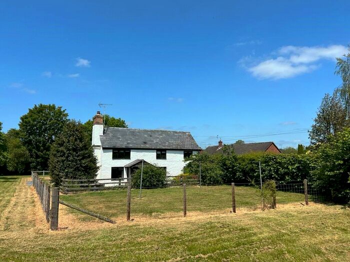 3 Bedroom Detached House To Rent In Lyonshall, Kington, Herefordshire, HR5