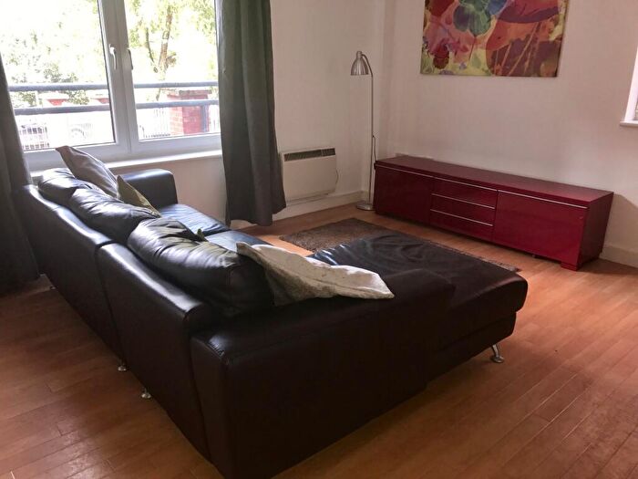 2 Bedroom Flat To Rent In Meadow View, Naples Street, Ancoats, M4
