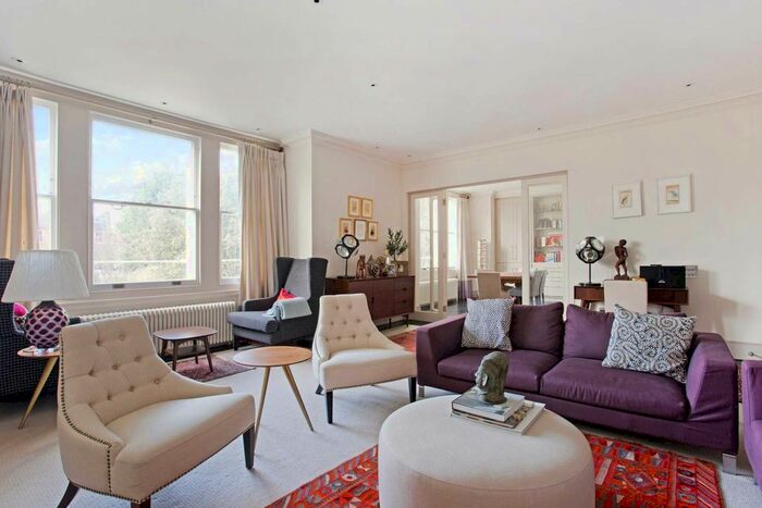 3 Bedroom Flat To Rent In Addison Road, Holland Park, W14