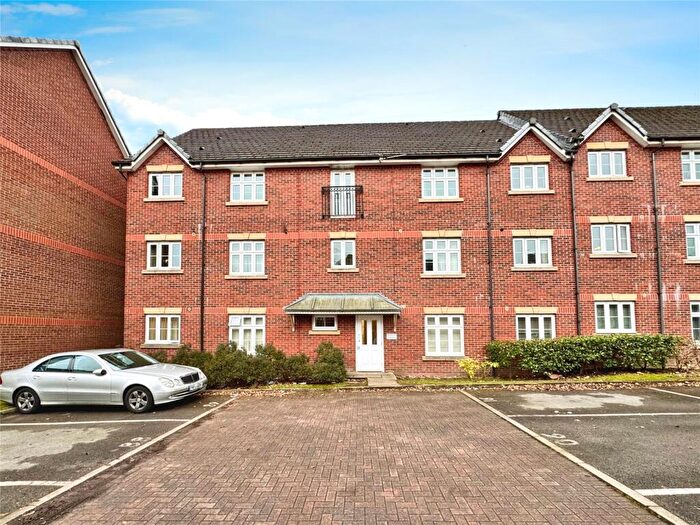 2 Bedroom Flat To Rent In Brattice Drive, Pendlebury, Swinton, Manchester, M27