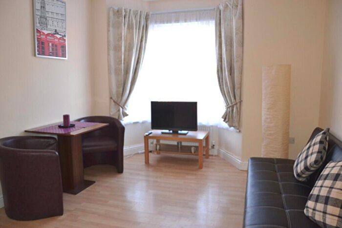 1 Bedroom Flat To Rent In Station Road, Middlesex, HA1