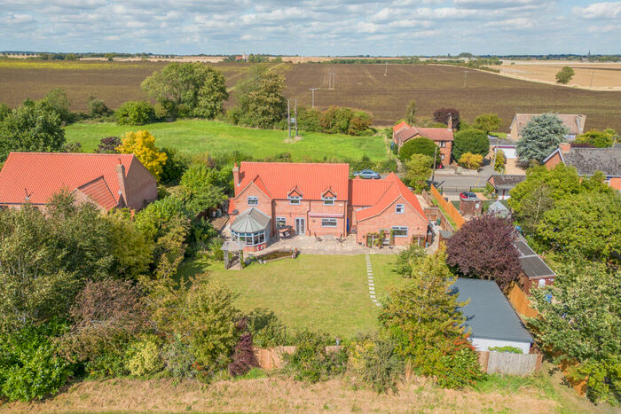 4 Bedroom Detached House For Sale In West Road, Pointon, NG34