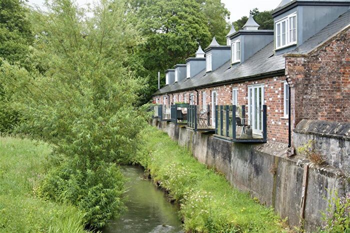 2 Bedroom Terraced House For Sale In North Mills, Bridport, DT6