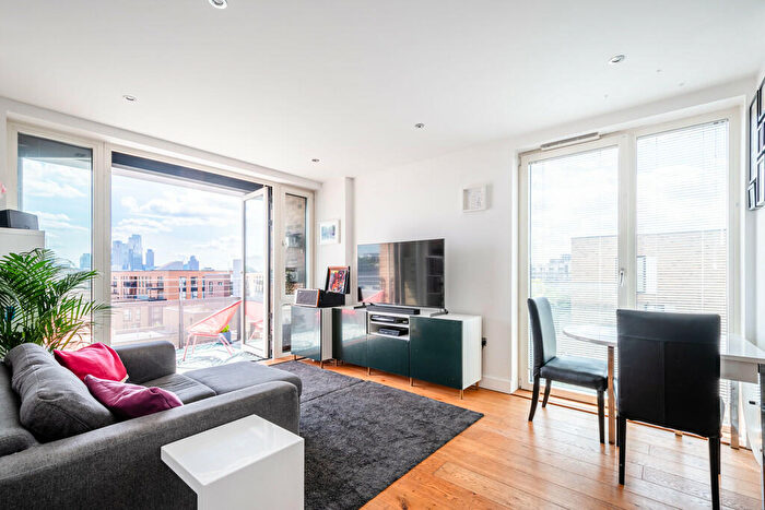 2 Bedroom Apartment For Sale In Lovelace Street, E8