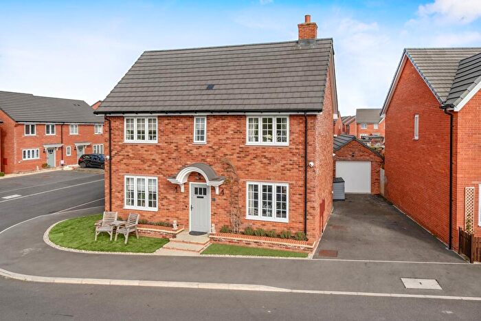 4 Bedroom Detached House For Sale In Blackbird Gardens, Langford, SG18