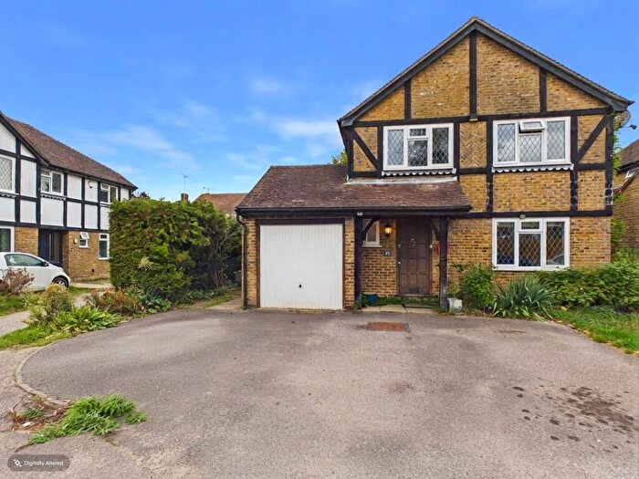 4 Bedroom Detached House For Sale In Wickham Road, Lower Earley, RG6