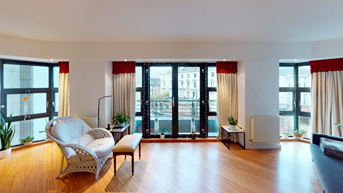 2 Bedroom Apartment To Rent In The Octagon, Western Terrace, Nottingham, NG7