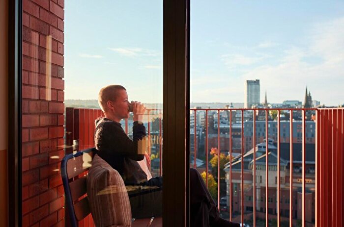 2 Bedroom Apartment To Rent In Soho Yard, Sheffield, S3