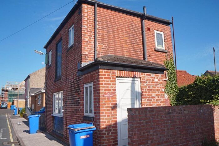 2 Bedroom Detached House For Sale In The Cottage, Till Road, Lowestoft, Suffolk, NR32