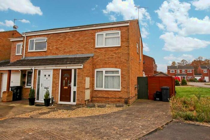 2 Bedroom Semi-Detached House To Rent In Desborough, Freshbrook, Swindon, SN5