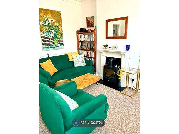 2 Bedroom End Of Terrace House To Rent In Brookhouse Avenue, Leicester, LE2