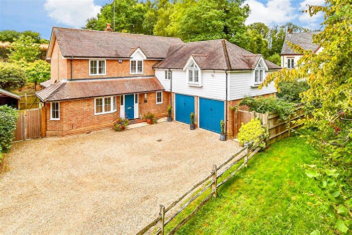 5 Bedroom Detached House For Sale In Lamberts Place, Horsmonden, Tonbridge, Kent, TN12
