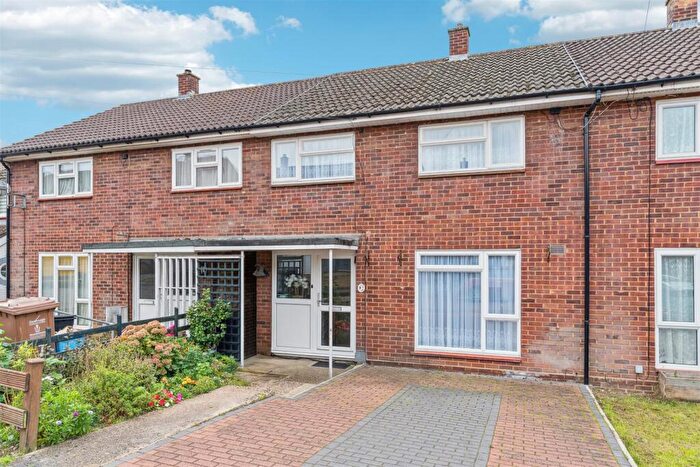 3 Bedroom House For Sale In Collenswood Road, Stevenage, SG2