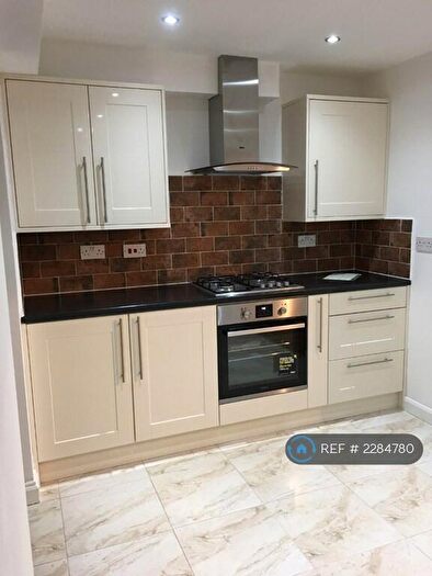 5 Bedroom Terraced House To Rent In Bernhart Close, Edgware, HA8