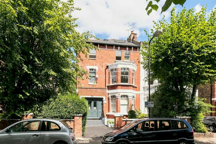 1 Bedroom Flat To Rent In Mowbray Road, London, NW6