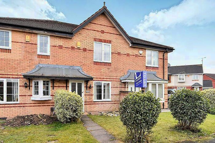 2 Bedroom Town House To Rent In Orkney Close, Sinfin, DE24