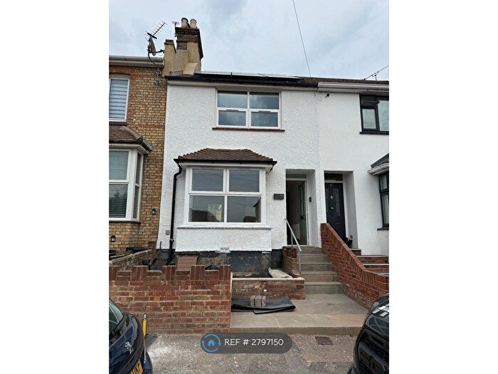 3 Bedroom Terraced House To Rent In Woodford Avenue, Ramsgate, CT12