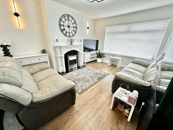 2 Bedroom Bungalow For Sale In Holts Lane, Poulton-Le-Fylde, FY6