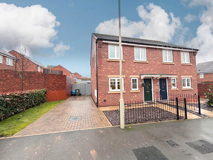 3 Bedroom Semi Detached House For Sale In Spring Pool Meadow, Russells Hall, Dudley, DY1