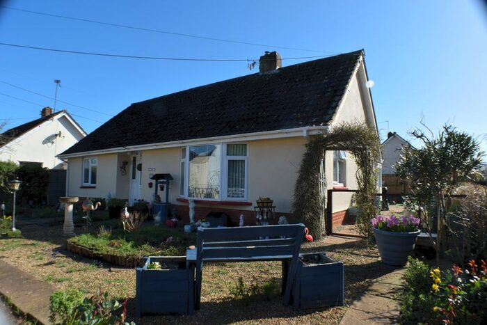 3 Bedroom Detached Bungalow For Sale In Front Street, Chedzoy, Bridgwater, TA7
