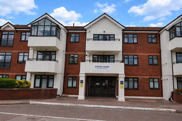 2 Bedroom Flat For Sale In Eaton Court, HA8