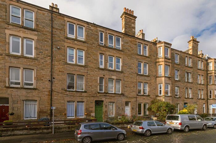 1 Bedroom Flat For Sale In Merchiston Grove, EH11