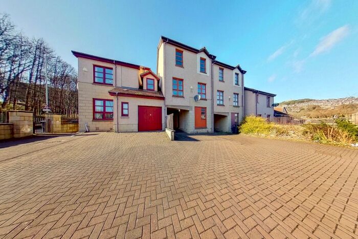 4 Bedroom Town House To Rent In Blackness Road, West End, Dundee DD1