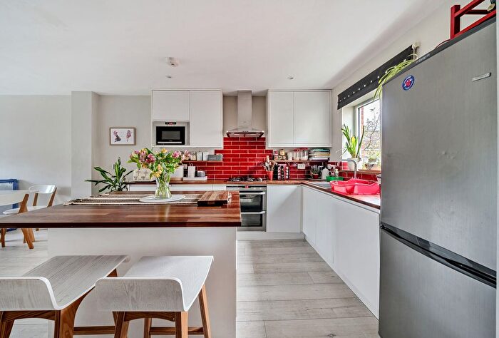3 Bedroom Terraced House For Sale In Arthur Milton Street, Bristol, BS7