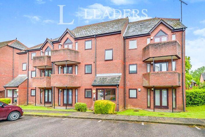 1 Bedroom Apartment To Rent In Ashtree Court, AL1