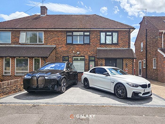 3 Bedroom Semi-Detached House To Rent In Farnham Lane, Slough, Berkshire, SL2