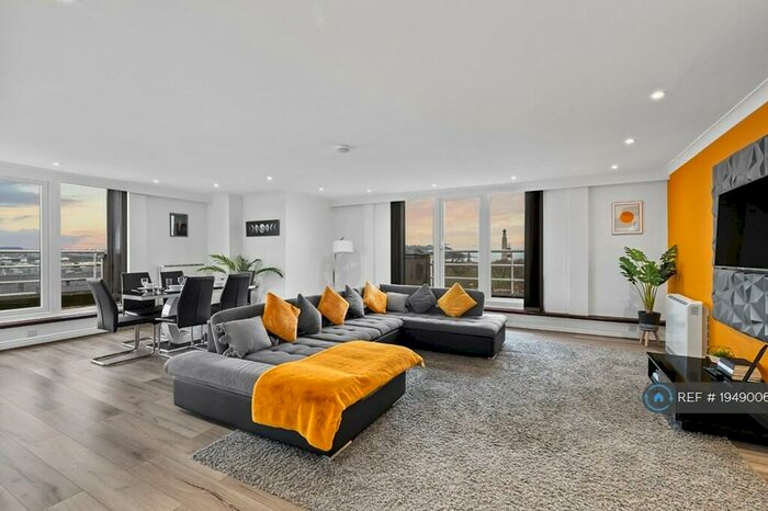 4 Bedroom Penthouse To Rent In Large Penthouse, Plymouth, PL1