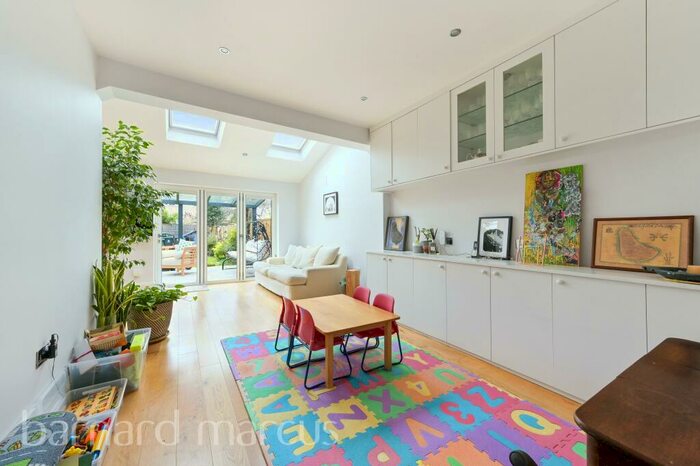 4 Bedroom House To Rent In Franks Avenue, New Malden, KT3