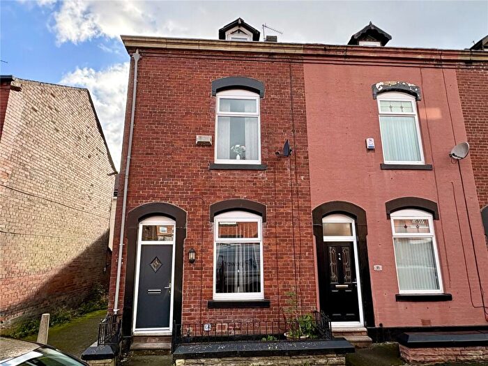 3 Bedroom End Of Terrace House For Sale In Herbert Street, Waterhead, Oldham, OL4