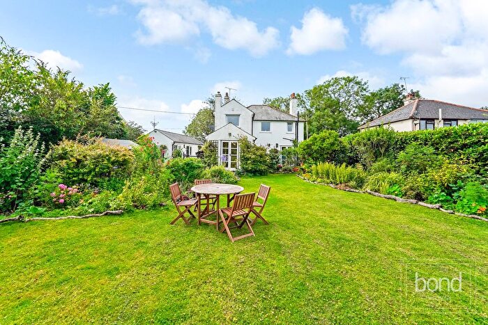 4 Bedroom Cottage For Sale In Lodge Road, Bicknacre, Chelmsford, CM3