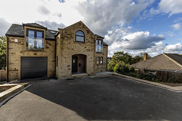 5 Bedroom Detached House For Sale In Fenay Drive, Fenay Bridge, Huddersfield, HD8