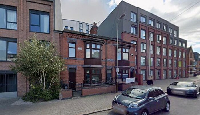 2 Bedroom Barn Conversion To Rent In Western Road, Leicester, LE3