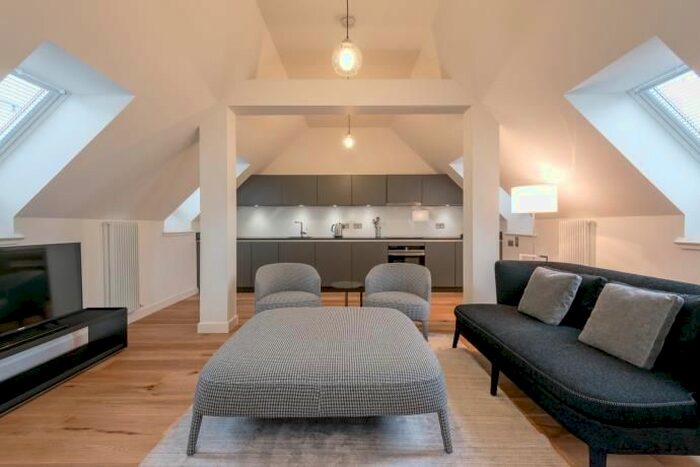 1 Bedroom Flat To Rent In Nightingale Way, Simpson Loan, Quartermile, EH3