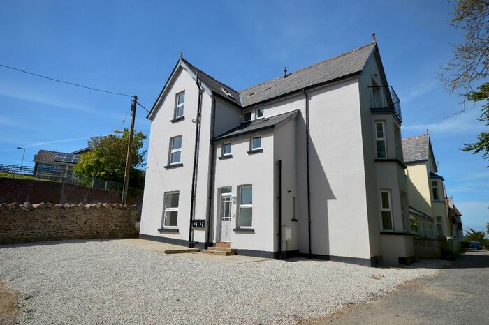 2 Bedroom Flat To Rent In Prospect Hill, Okehampton, EX20