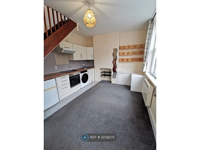 1 Bedroom Maisonette To Rent In Gordon Road, Canterbury, CT1