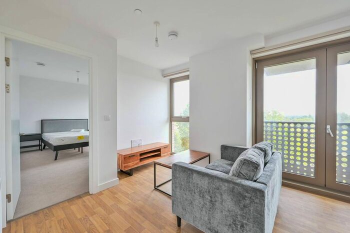 1 Bedroom Flat To Rent In Astor Apartments, Apex Gardens, Tottenham, London, N15