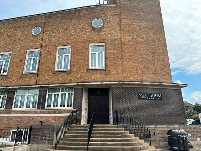 2 Bedroom Flat To Rent In Francis Road, London, E10