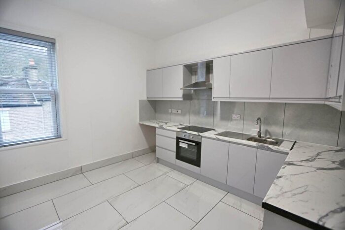 2 Bedroom Flat To Rent In Palmerston Street, Bollington, SK10