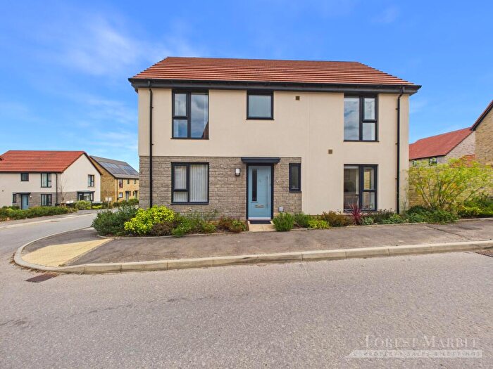 4 Bedroom Detached House For Sale In Oakley Way, Frome, BA11