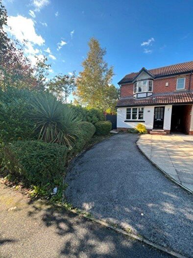 2 Bedroom Mews To Rent In Ashburn Close, Horwich, Bolton, BL6