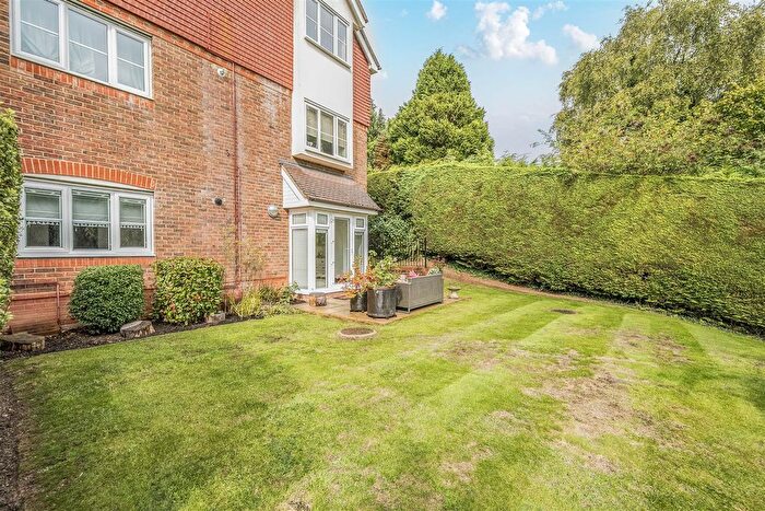 2 Bedroom Flat For Sale In St. Monicas Road, Kingswood, Surrey, KT20