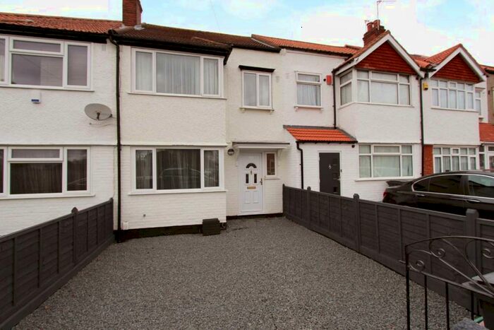 3 Bedroom Terraced House To Rent In Green Lane, New Malden, KT3