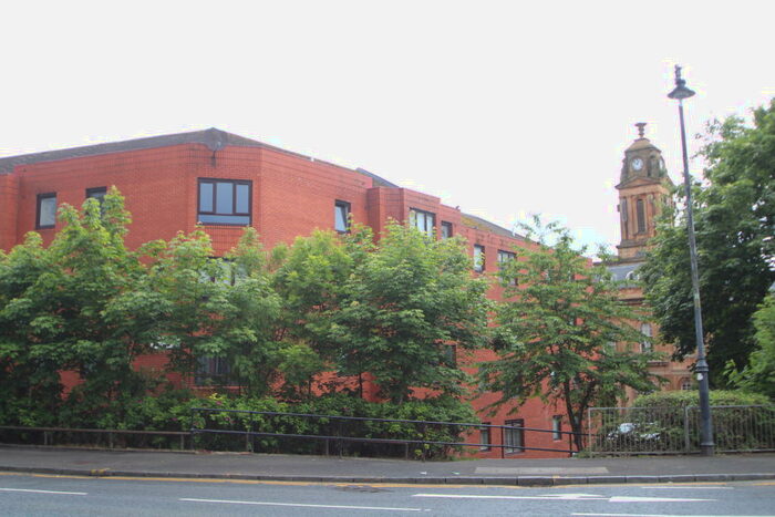 3 Bedroom Property To Rent In H New City Road, Glasgow, G4