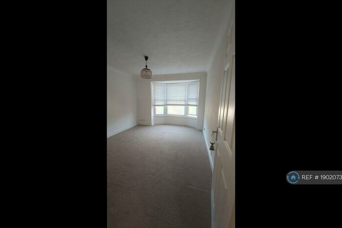 1 Bedroom Flat To Rent In Aberdeen Road, Brighton, BN2