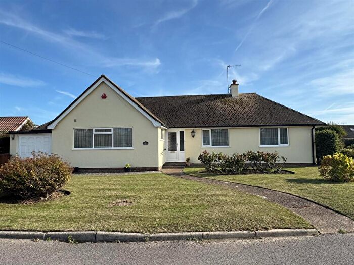 3 Bedroom Detached Bungalow For Sale In South Ferring, BN12
