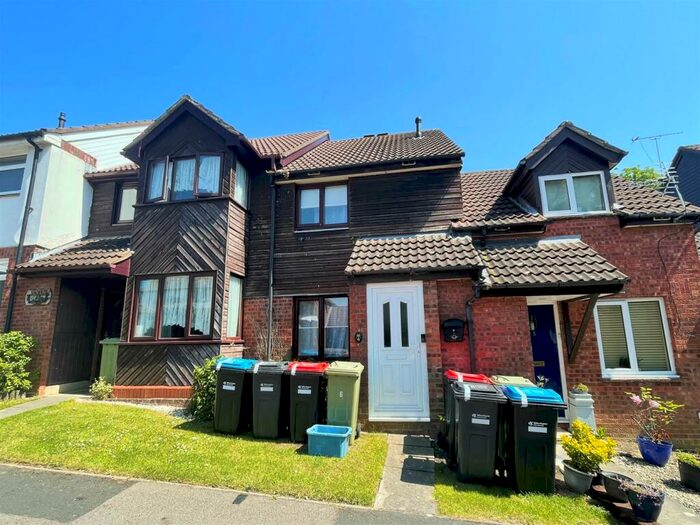 2 Bedroom Terraced House To Rent In Cricklebeck, Heelands, Milton Keynes, MK13